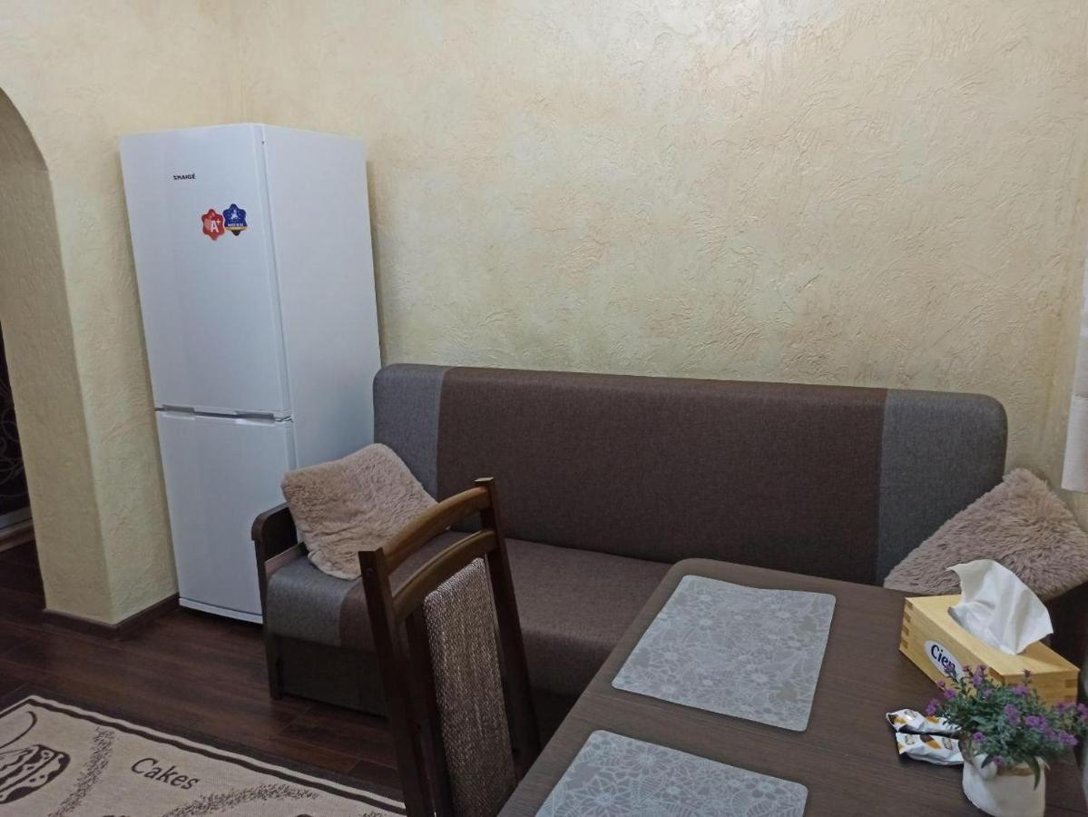 Квартира В Самом Центре Wi-Fi Apartment Cernăuți Exterior foto